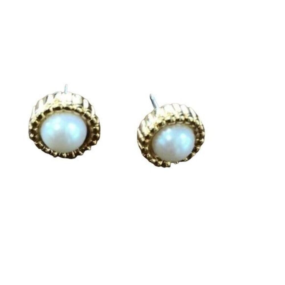 Pearl Stud Earrings‎ Gold Tone Round Crown Bezel Classic Minimalist Everyday